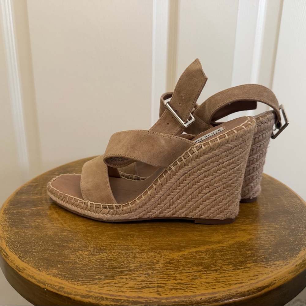Steve Madden Beige Suede Espadrille Wedge Sandals
